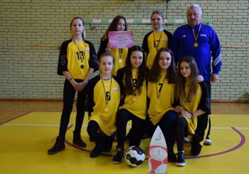 MERGAIČIŲ KOMANDA „SAULĖ” – FUTSALO ŽAIDYNIŲ LAIMĖTOJA ALYTAUS APSKRITYJE