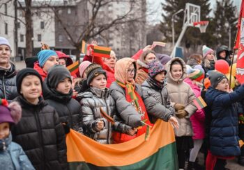ŠVENTĖME LIETUVOS VALSTYBĖS ATKŪRIMO DIENĄ