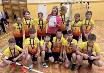 TARPMOKYKLINĖSE KVADRATO VARŽYBOSE – II-OJI VIETA